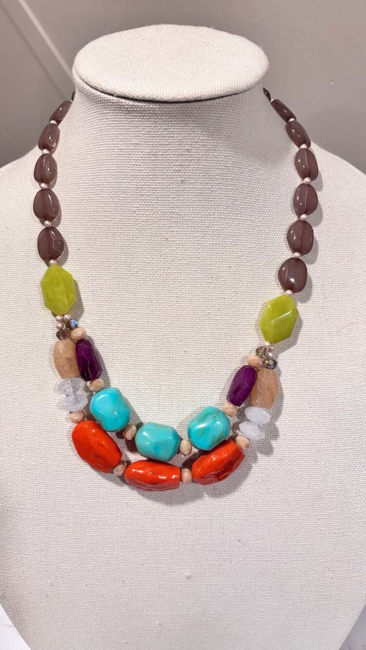 Premier Designs Spring Break Chunky Beaded Necklace